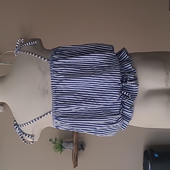 Tie Strap and Tie Waist Top - Picture 8 of 9